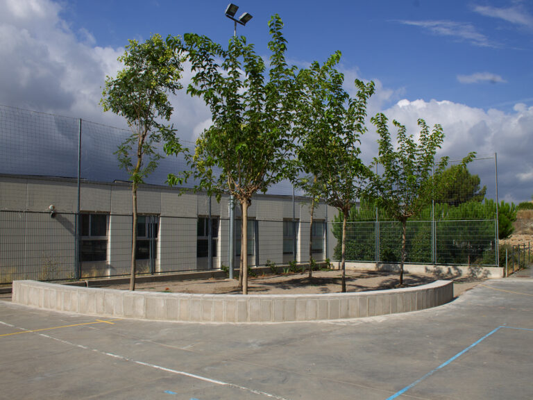 refugi-climatic-escola-dolors-marti-1